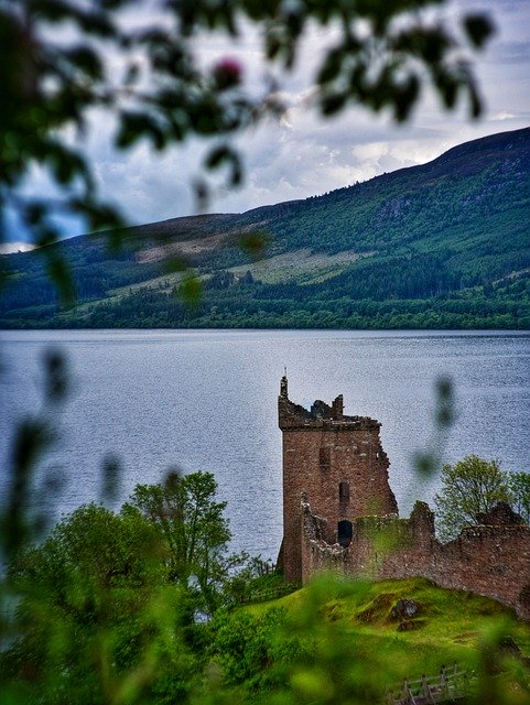 Loch Ness Scotland  - BarneyElo / Pixabay